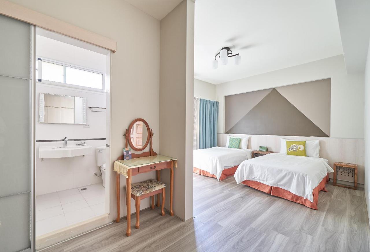 像個家plus民宿 At Home Plus B&B 花蓮市 エクステリア 写真