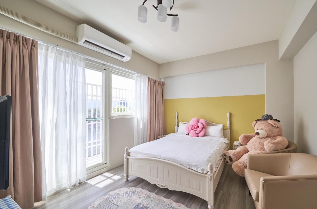 像個家plus民宿 At Home Plus B&B 花蓮市 エクステリア 写真